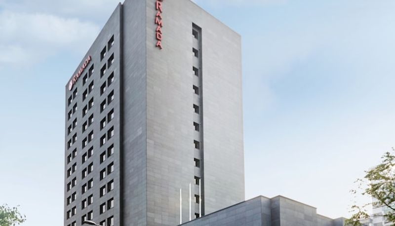 Hotel Außenbreich - Ramada by Wyndham Gunsan