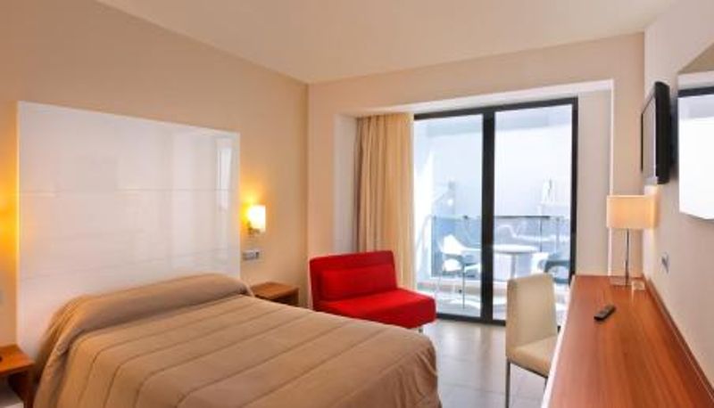 Room - Hotel RH Portocristo & Wellness