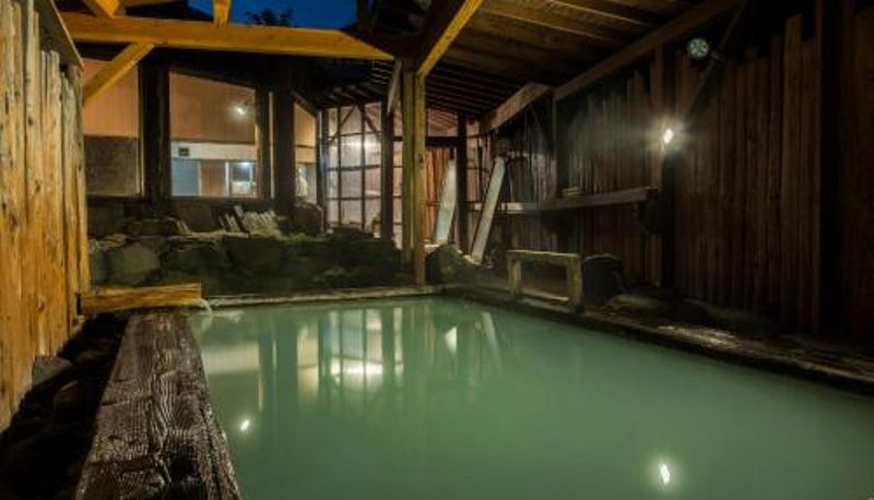 Info - Takamiya Hotel Lucent