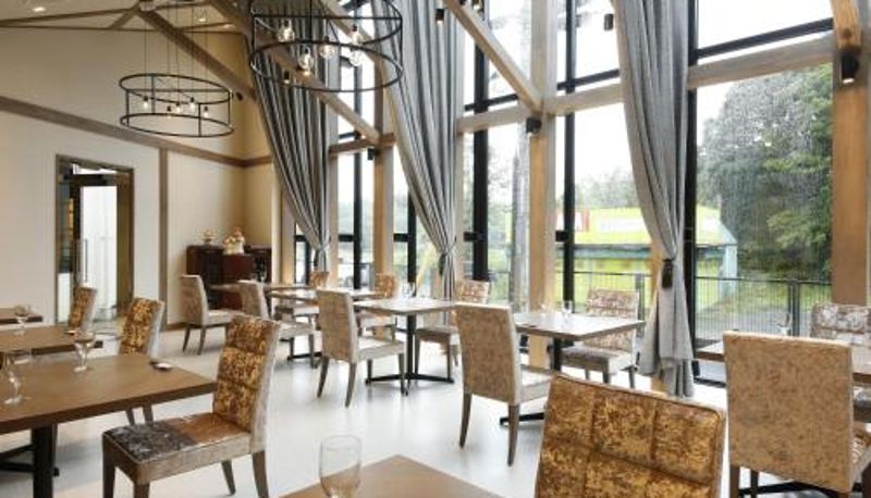 Frühstücksraum innerhalb des Restaurants - Bishoku no Kakurega Provence
