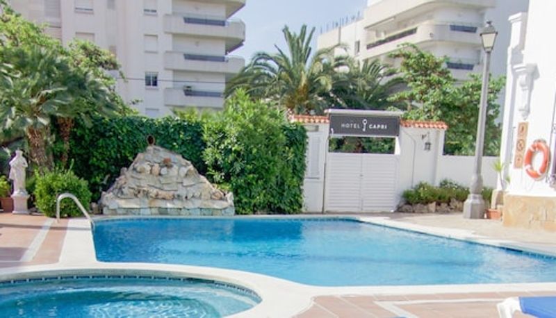 Basen - Hotel Capri