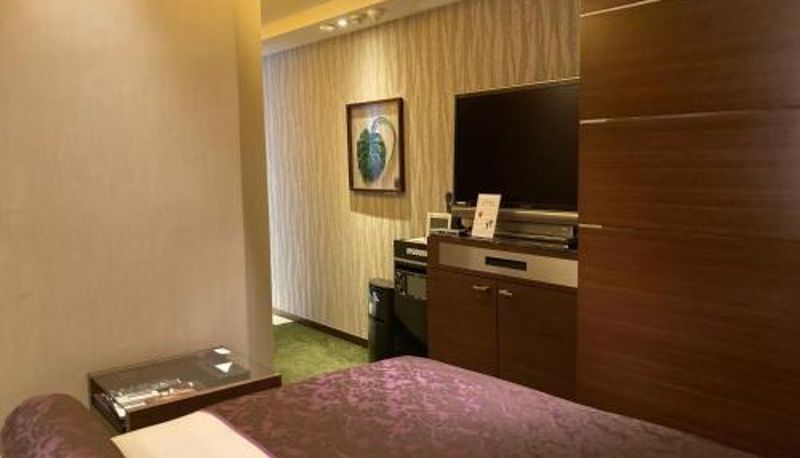 Info - HOTEL THE GLANZ