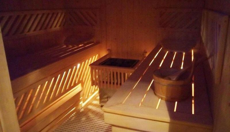Sauna - Le Diamant De Zaraba