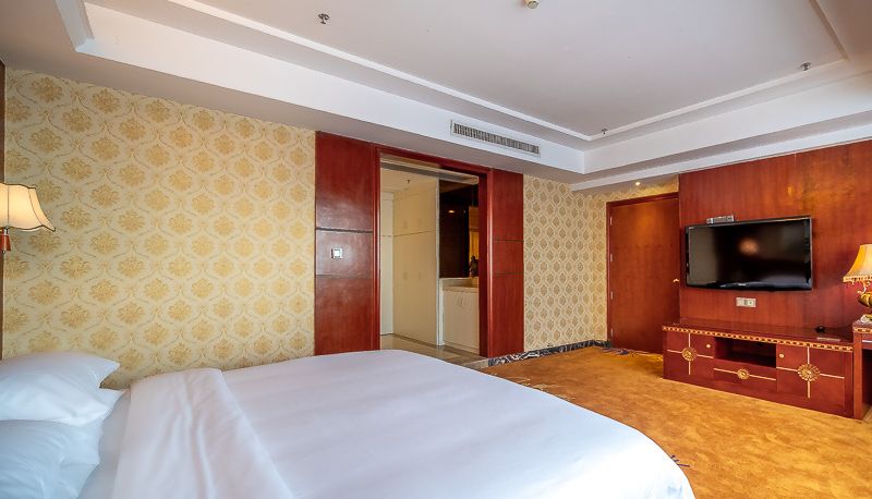 Buitenaanzicht - vienna hotel(Guangdong Foshan Zumiao  Metro Station Store) Renmin Road(Domestic Only)