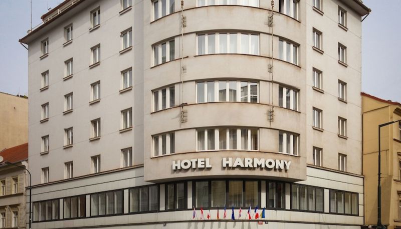 Información - Hotel Harmony