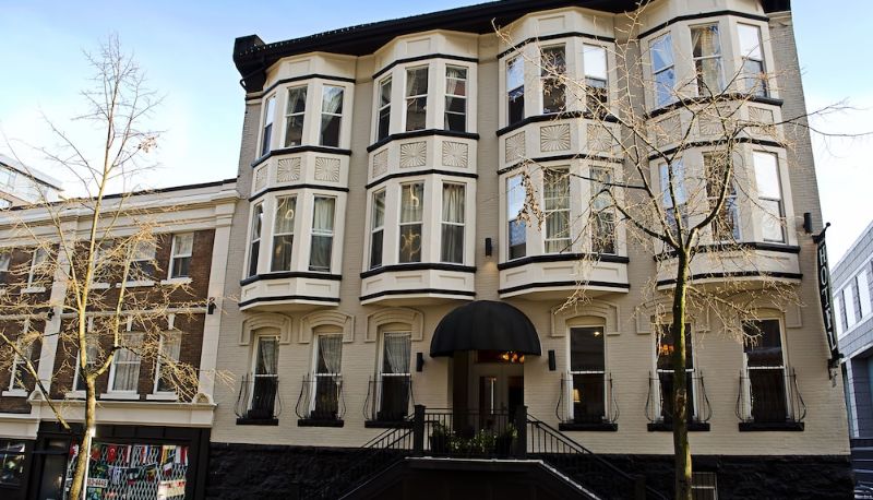 Info - Victorian Hotel