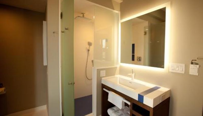 Łazienka - NobleDEN Hotel