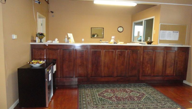 Recepcja - Royal Inn and Suites