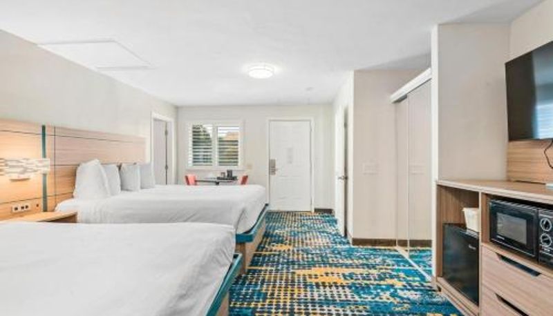 Oda - Pacific Shores Inn - Morro Bay