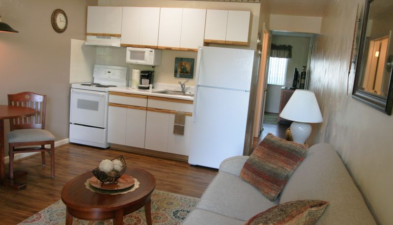 Suite - Affordable Suites Statesville