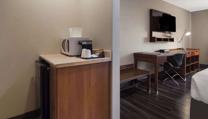 Pokój typu standard - Canadas Best Value Inn & Suites Kamloops