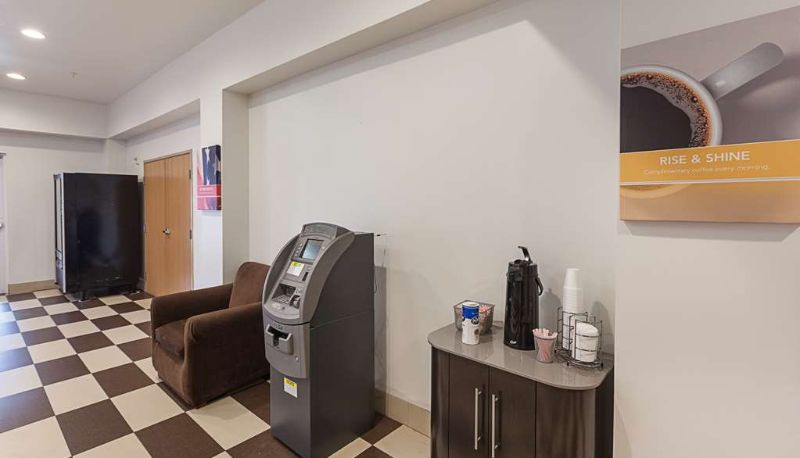 Sala - Motel 6 Fort Worth TX