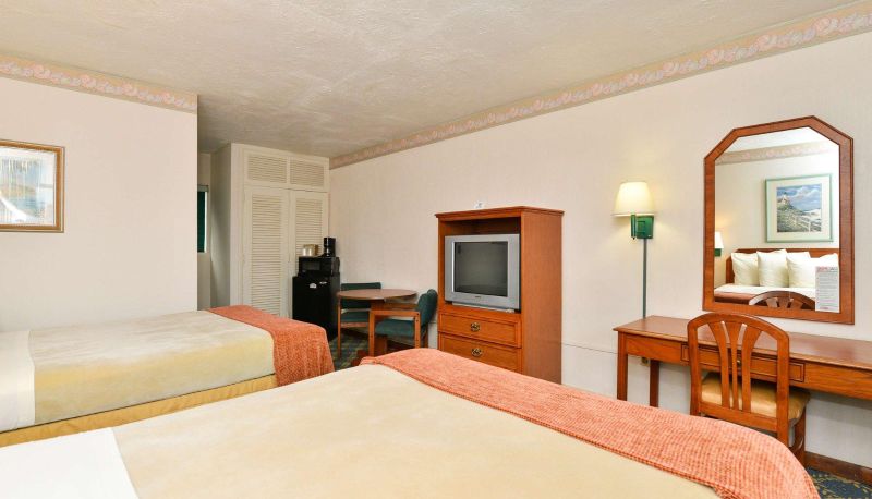 Kamer - Budget Inn Okeechobee