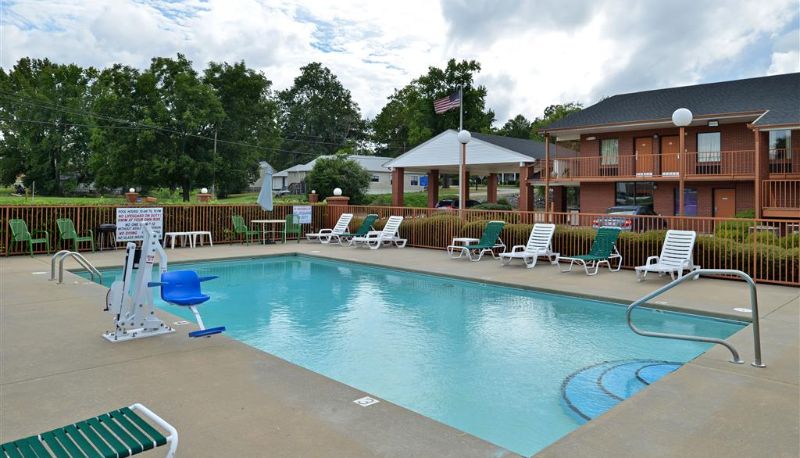 Pool - Americas Best Value Inn & Suites Sheridan