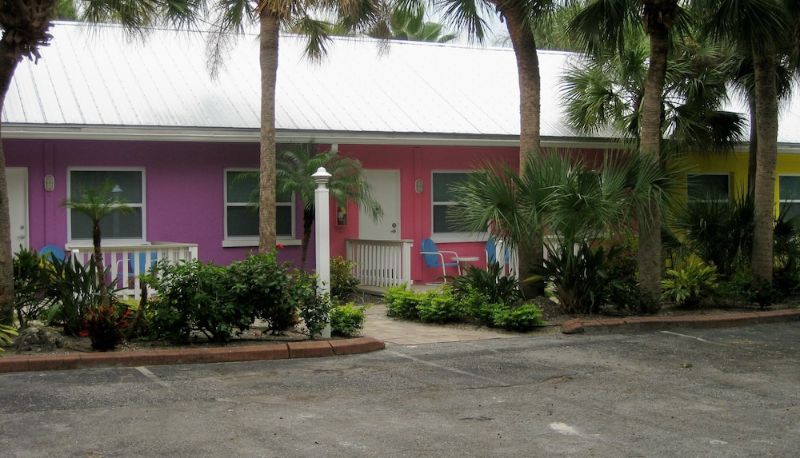 Info - Flip Flop Cottages