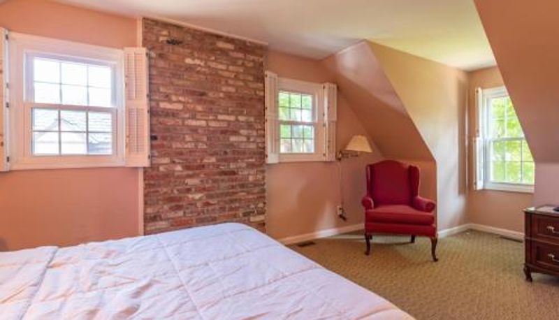 Suite - Century Suites Hotel
