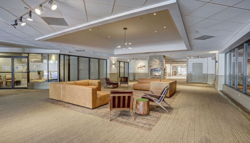 Hal - A Vail Resorts Property Seasons at Avon