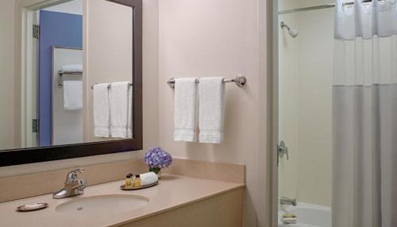 Bagno - Federal City Inn & Suites
