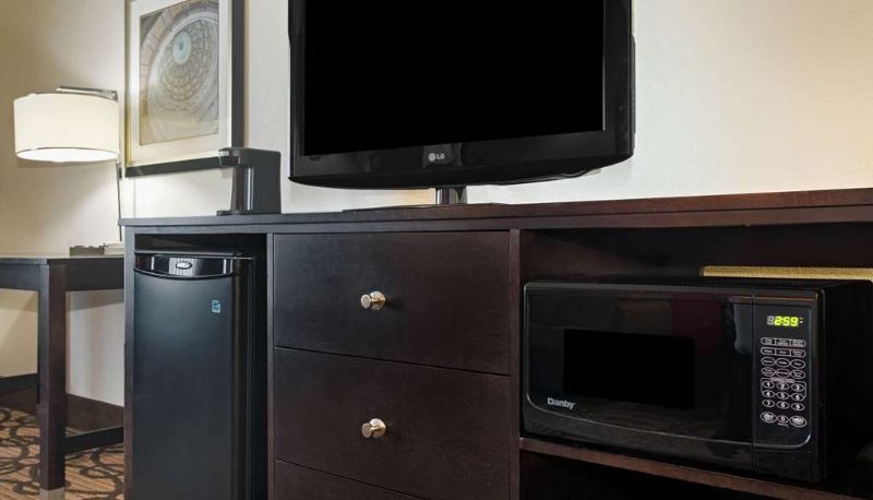 Zimmer - La Quinta Inn & Suites by Wyndham Pearsall