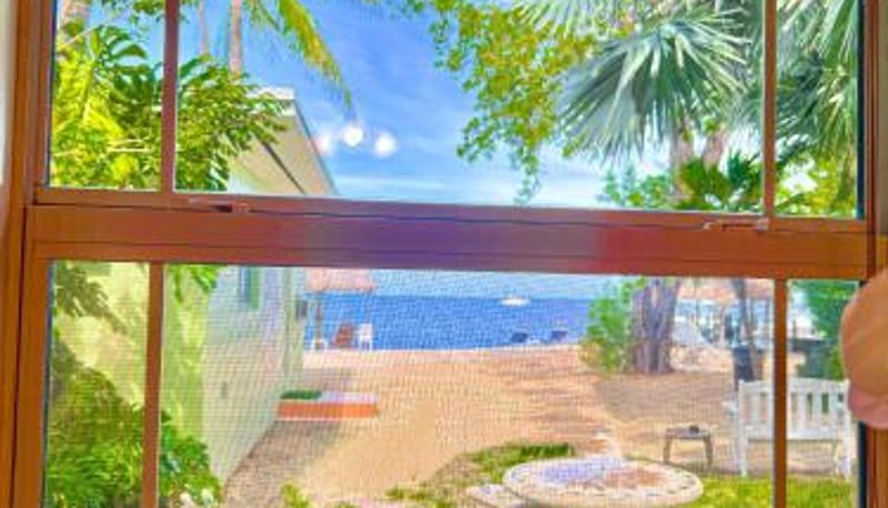 Info - Sunset Cove Beach Resort