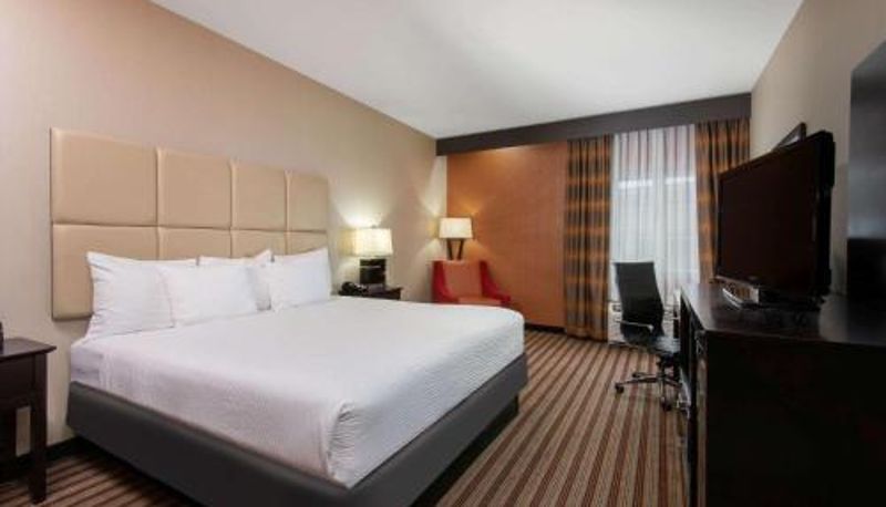 Triple room - La Quinta by Wyndham Harrisburg-Hershey