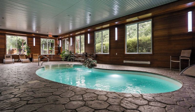 Pool - Hotel Montfort Nicolet