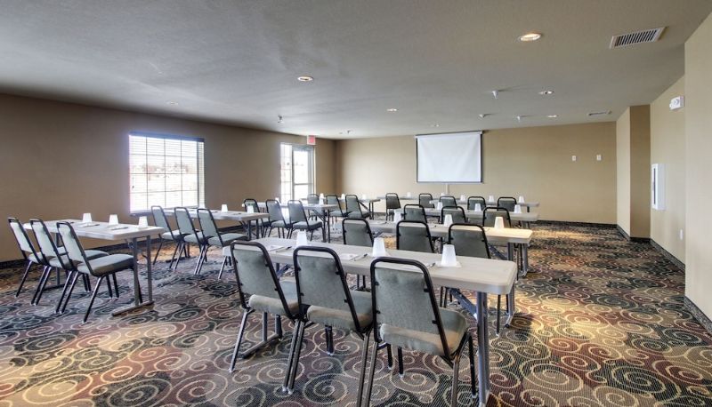 Salle de réunion - Cobblestone Inn & Suites - Harvey