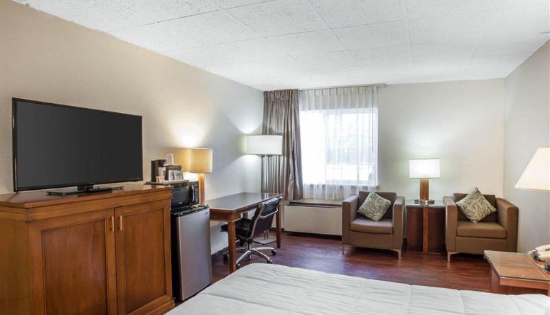 Camera - Quality Inn & Suites Okanogan - Omak