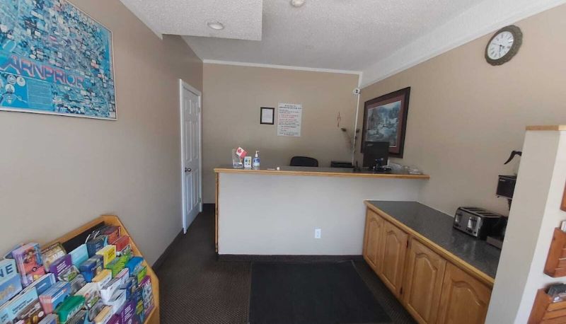Reception - Arnprior Motor Inn