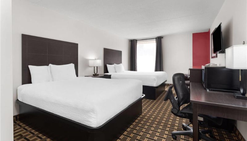 Room - Travelodge by Wyndham Lindsay