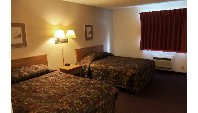 Room - OYO Hotel Shelby MT Hwy 2  I