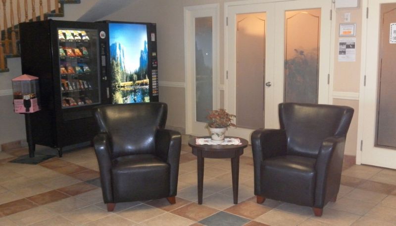 Lobby - Stampeder Inn