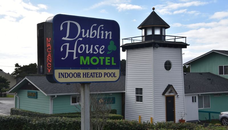 Otel açık alanı - The Dublin House Motel