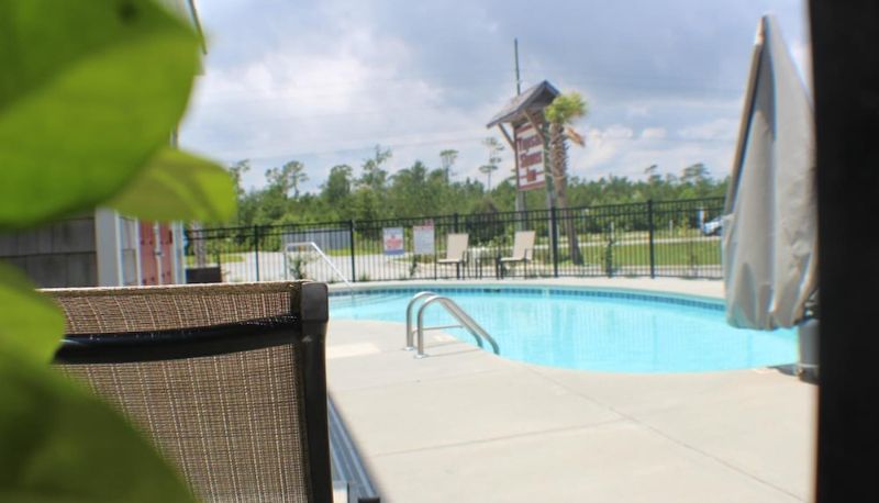Piscina - Topsail Shores Inn