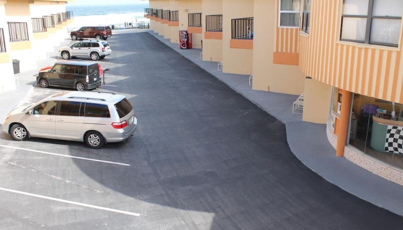 Bilgi - Grand Prix Motel on the Beach