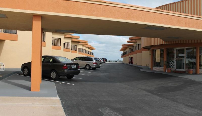 Bilgi - Grand Prix Motel on the Beach