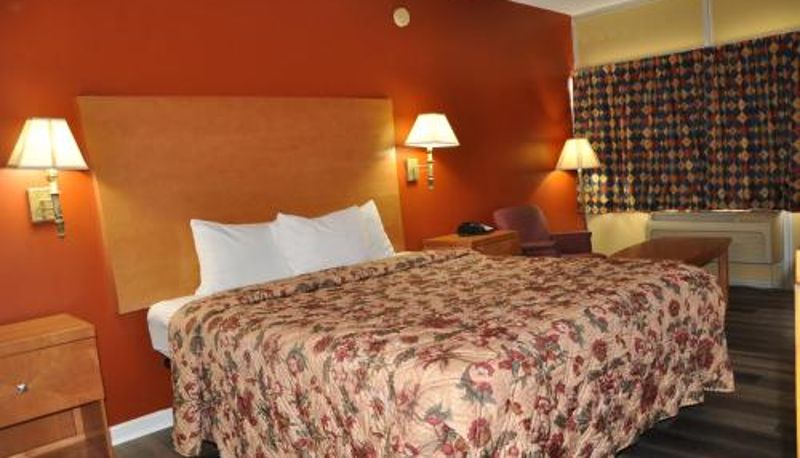 Oda - Best Rest Inn - Jacksonville