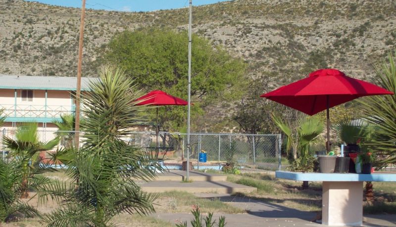 Garten - Budget Inn Sanderson