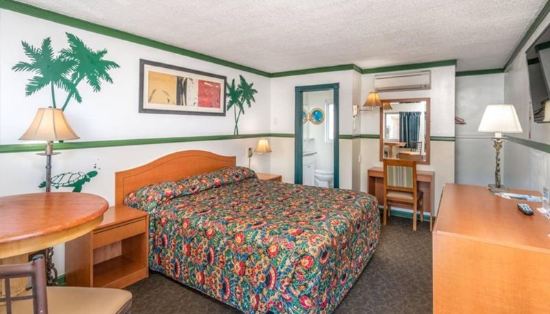 Apartment - Sun n Sands Inn