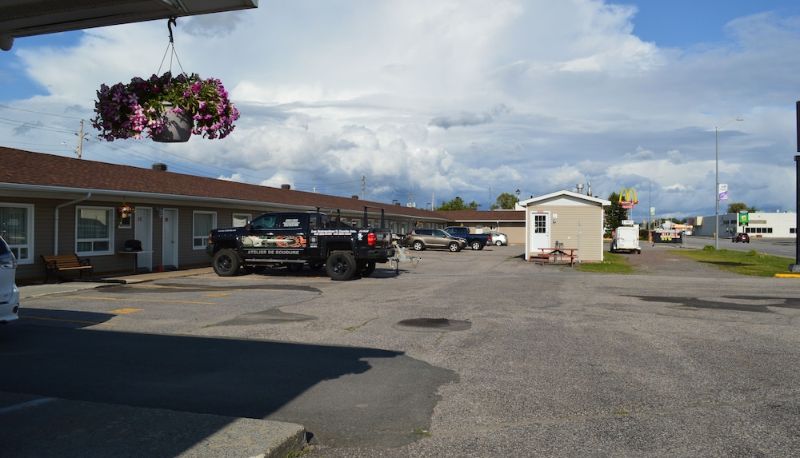 Info - Lincoln Motel