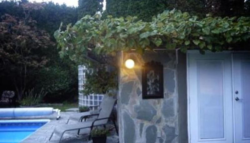 Información - The Stone Hedge Bed and Breakfast