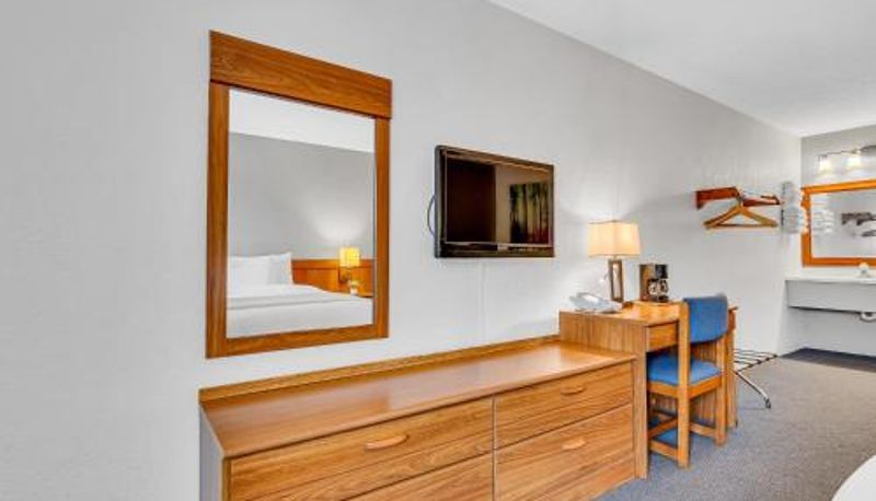 Quarto - Autumn Creek Branson