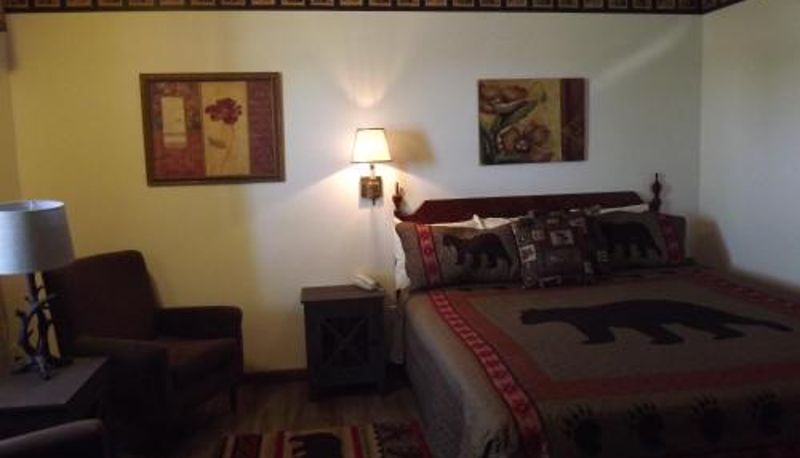 Pokój - Crest Country Inn