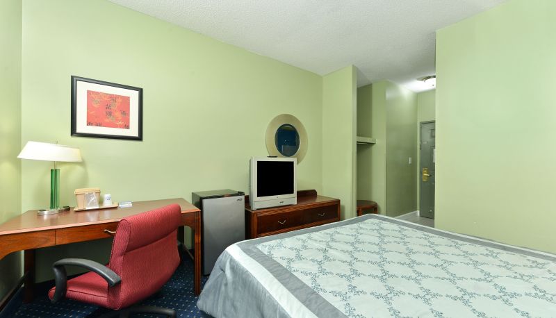 Zimmer - Americas Best Value Inn Stone Mountain Atlanta E