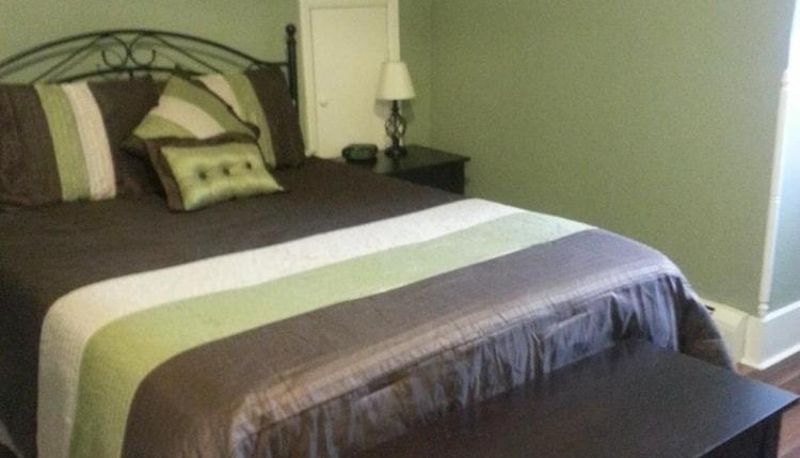 Camera standard - Waterside Executive Suites