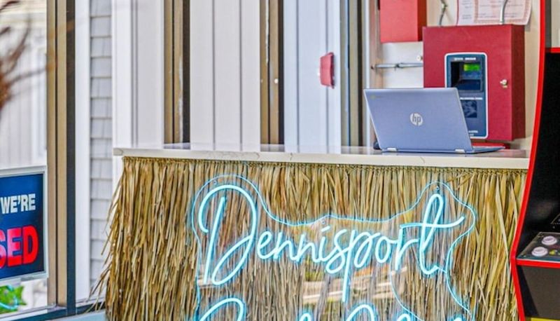 Resepsiyon - Dennis Port Surf Club (Boutique Hotel)