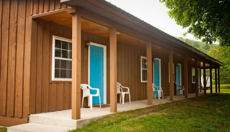 Bilgi - Blue Hill Lodge