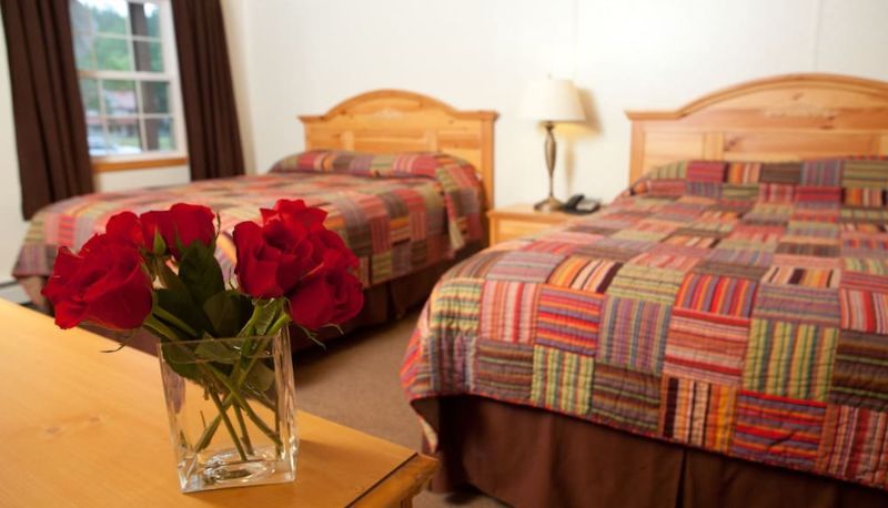 Bilgi - Blue Hill Lodge