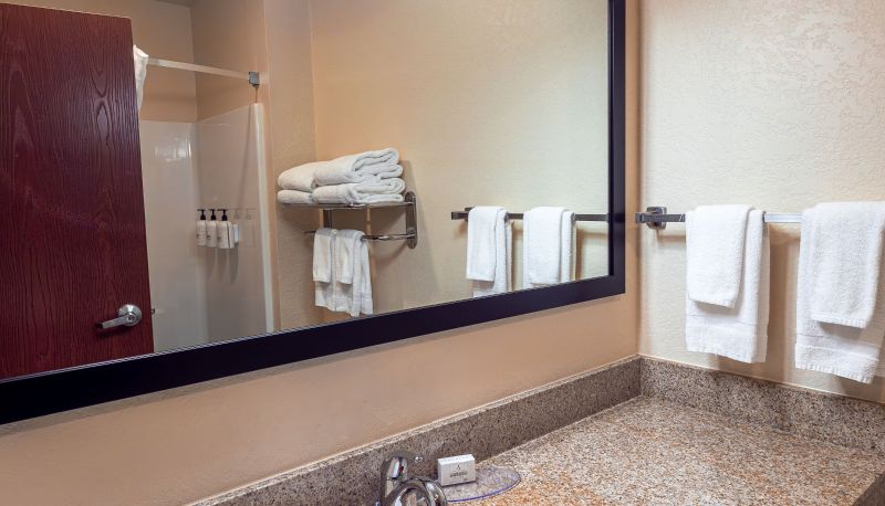 Pokój - Cobblestone Inn & Suites - Big Lake
