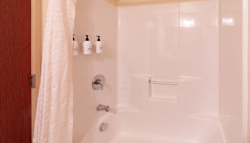 Camera - Cobblestone Inn & Suites - Eaton